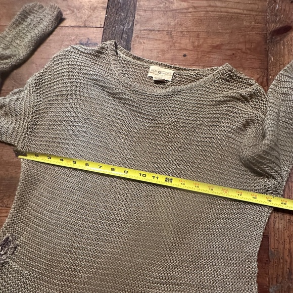 mended sweater - Picture 8 of 11